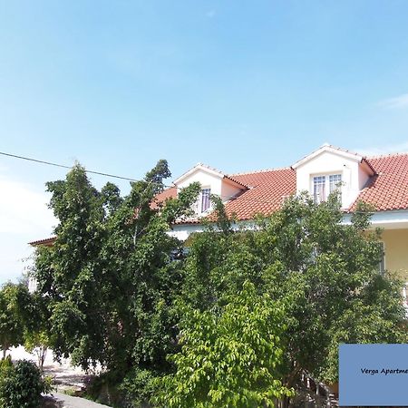 Verga Apartments & Suites Каламата Екстериор снимка