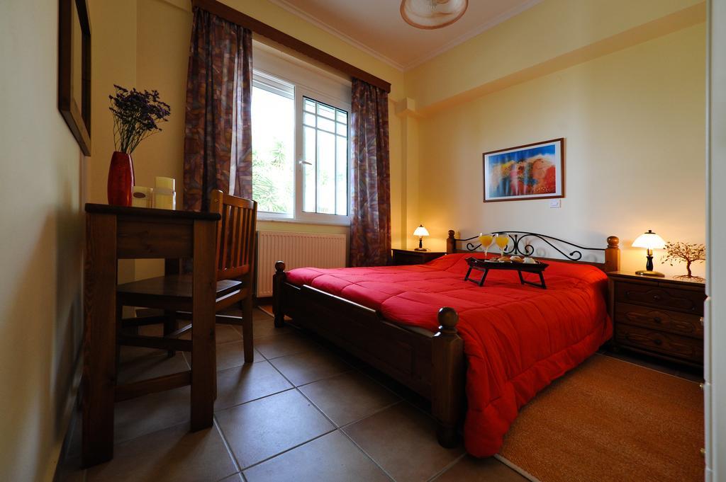 Verga Apartments & Suites Каламата Екстериор снимка